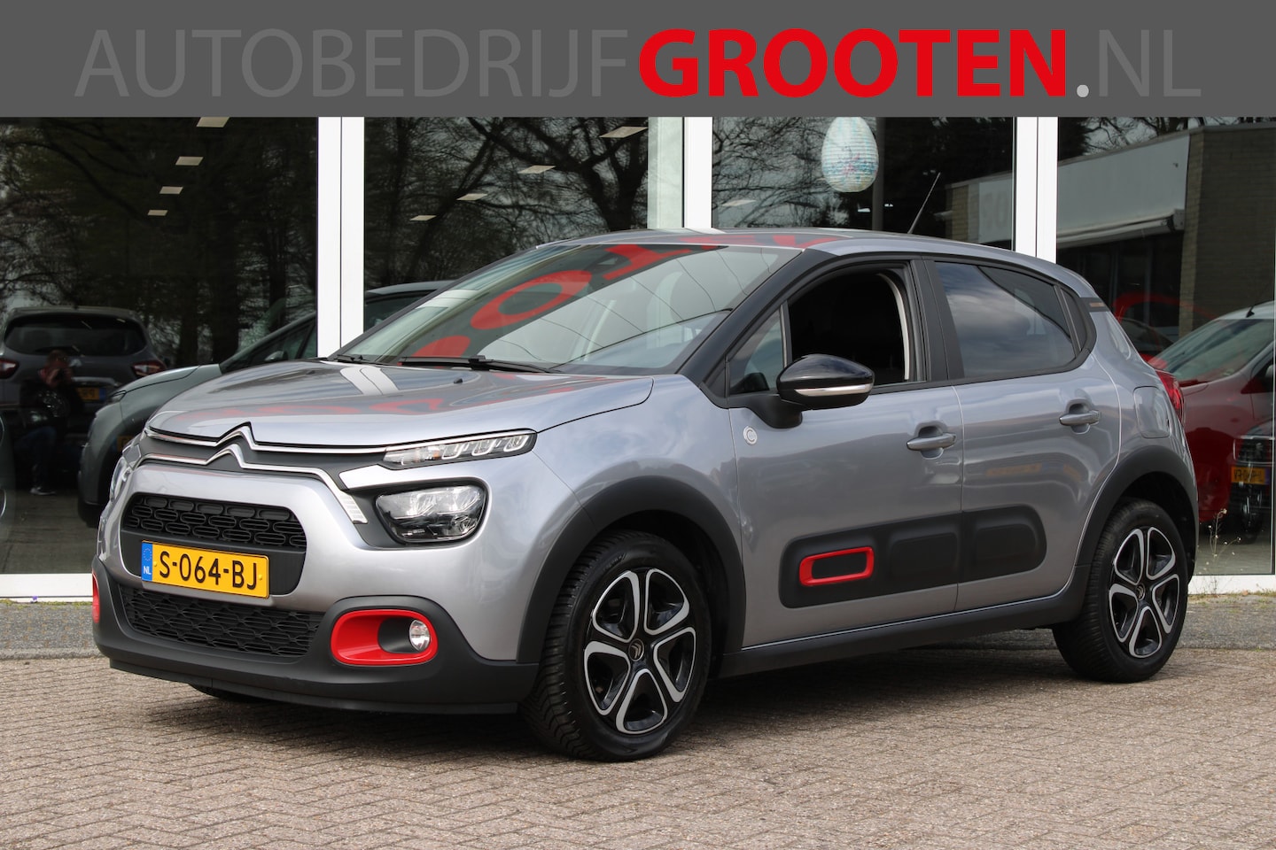 Citroën C3 - 1.2 PureTech C-Series//Navi//Carplay!! - AutoWereld.nl