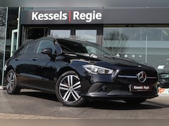 Mercedes-Benz CLA-klasse Shooting Brake - 250 e Night Distronic Keyless Widescreen Camera CarPlay Stoelverwarming DAB Sensoren LED