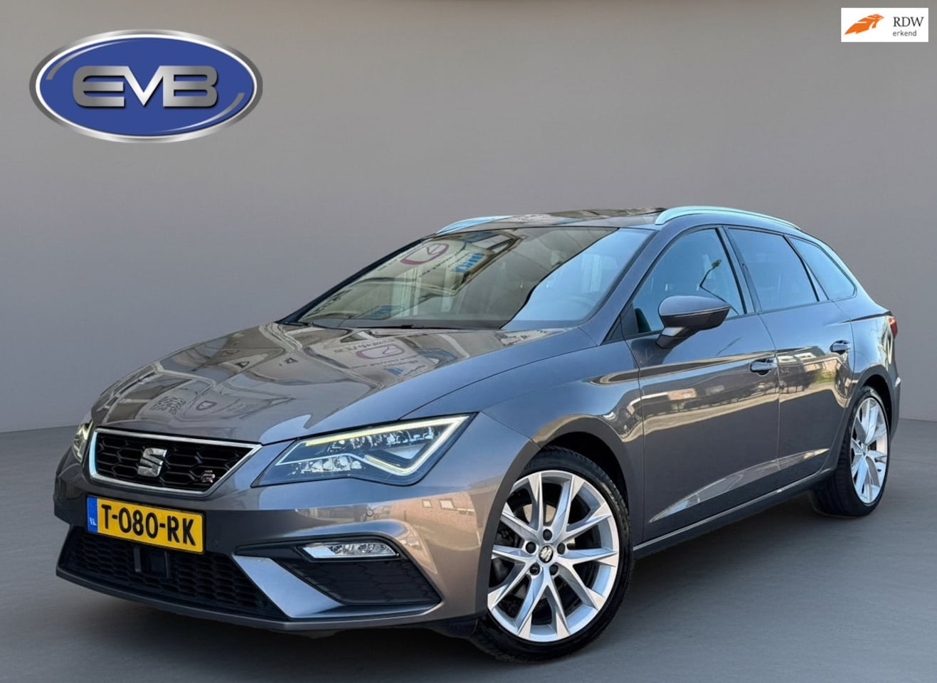 SEAT Leon ST - 1.4 TSI 125 pk FR Business Intense, panoramadak, navigatie,adaptief cruise controle, dab, - AutoWereld.nl
