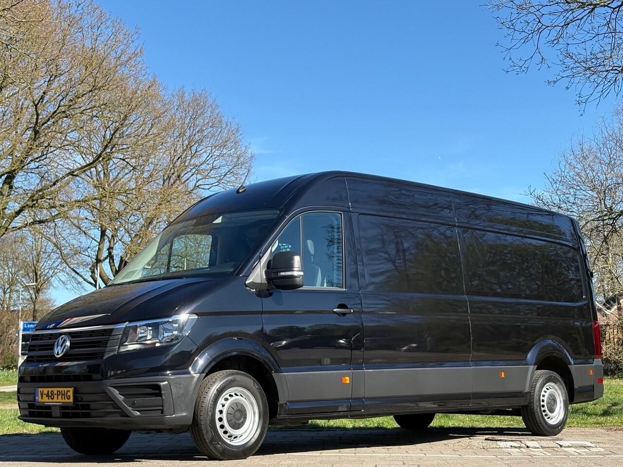 Volkswagen Crafter - 35 2.0 TDI L4H3|Dhollandia laadlift|140PK|EURO6|airco|cruise|achteruitrijcamera|apple carp - AutoWereld.nl