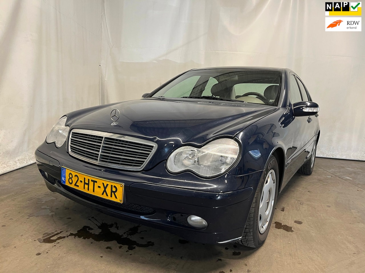 Mercedes-Benz C-klasse - 200 CDI Classic - Roest - Schade - AutoWereld.nl