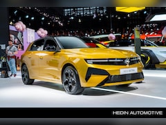 Opel Astra Electric - 58 kWh Ultimate Full Map navigatie | Parkeer Camera | Panoramadak | Matrix LED Verlichting