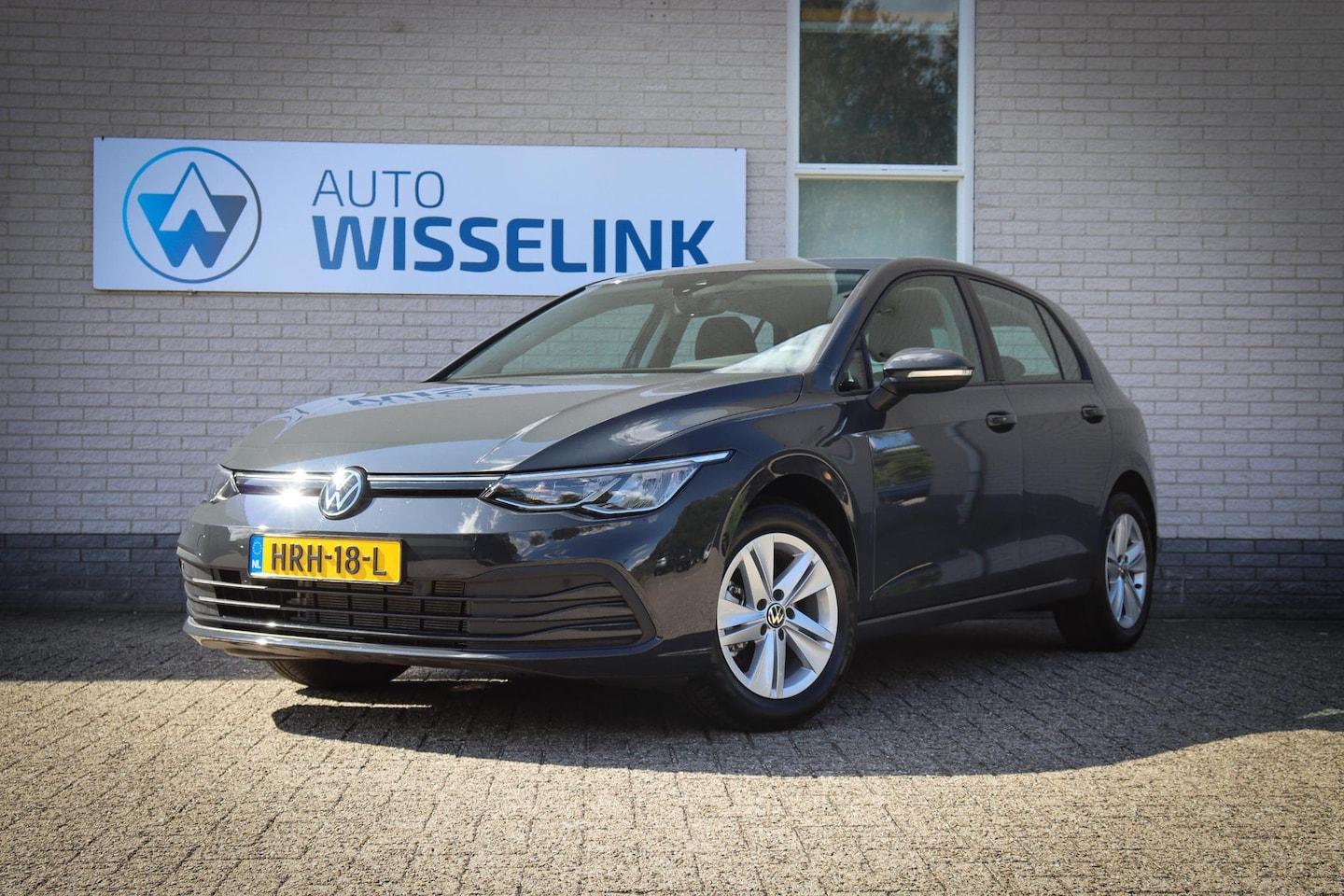 Volkswagen Golf - 1.0 eTSI Life Business - AutoWereld.nl