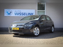 Volkswagen Golf - 1.0 eTSI Life Business