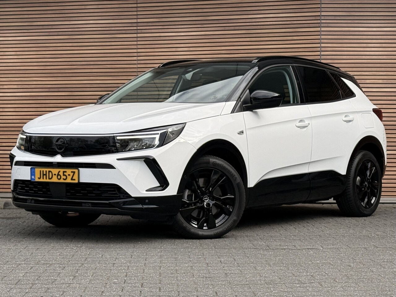 Opel Grandland - 1.6 Turbo Plug-In Hybrid GS Navigatie / Camera / Carplay - AutoWereld.nl