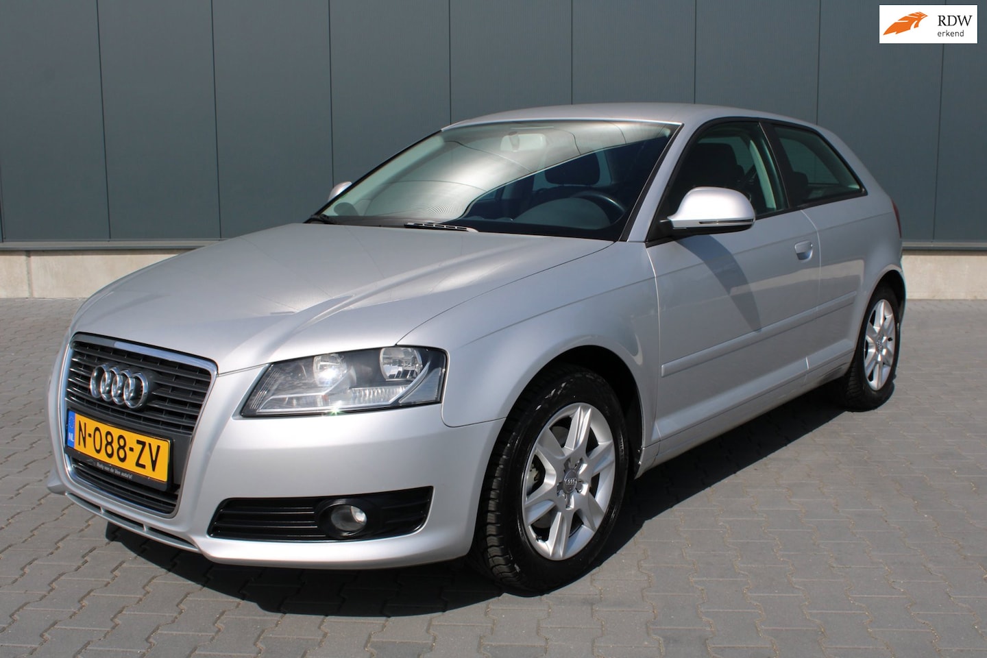 Audi A3 - 1.4 TFSI Attraction Carplay, Navigatie, Cruise controle Trekhaak - AutoWereld.nl