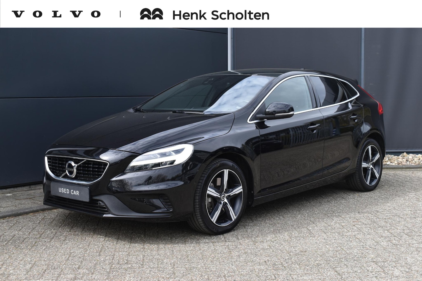 Volvo V40 - T3 Automaat Polar+ Sport | Panoramadak | Harman Kardon audio | Alarm klasse 3 | Parkeercam - AutoWereld.nl