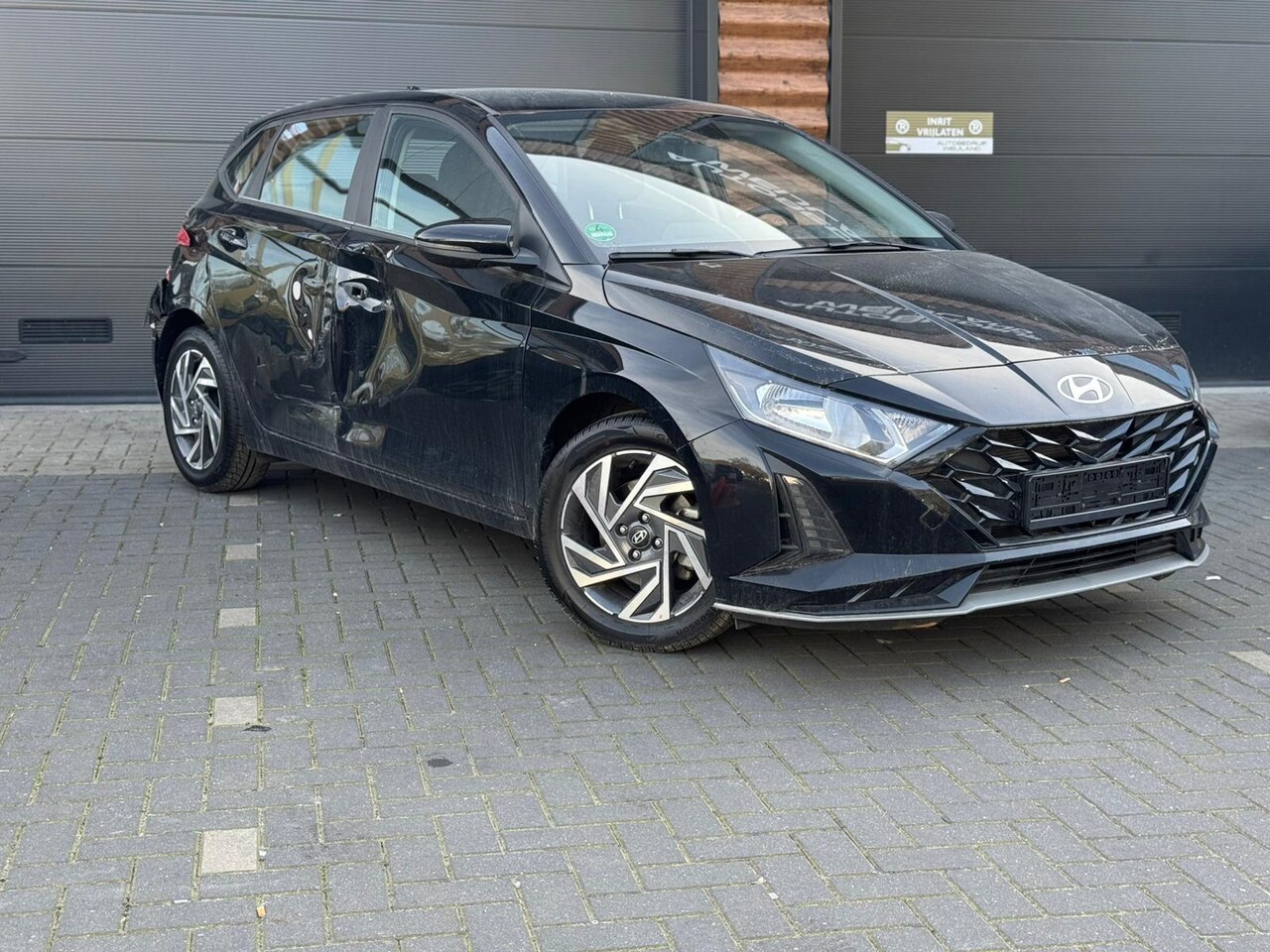 Hyundai i20 - 1.0 T-GDI i-Motion Comfort SCHADEAUTO DUITS ! - AutoWereld.nl