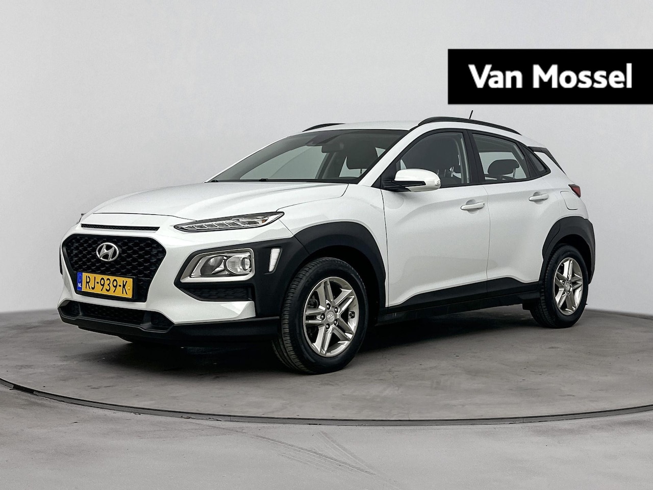 Hyundai Kona - 1.0T Comfort 120Pk | Navigatie Via Apple & Android Carplay | Achteruitrijcamera | Parkeers - AutoWereld.nl