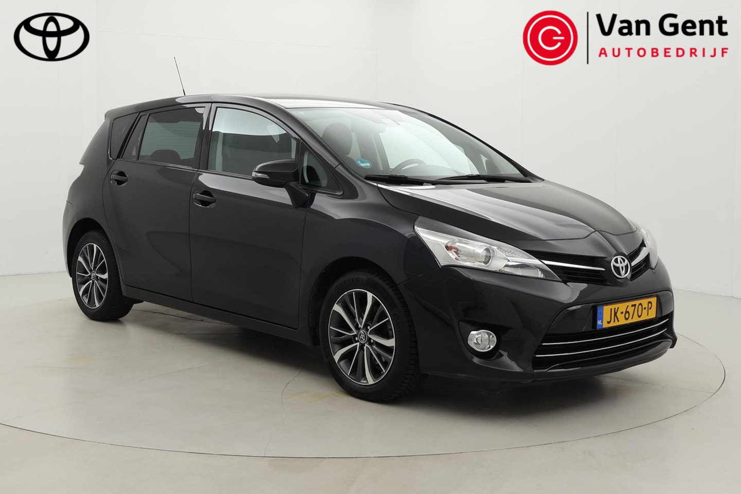 Toyota Verso - 1.8 VVT-i Dynamic | Origineel NL | Trekhaak | Navigatie | Camera | Cruise | Clima | 17 inc - AutoWereld.nl