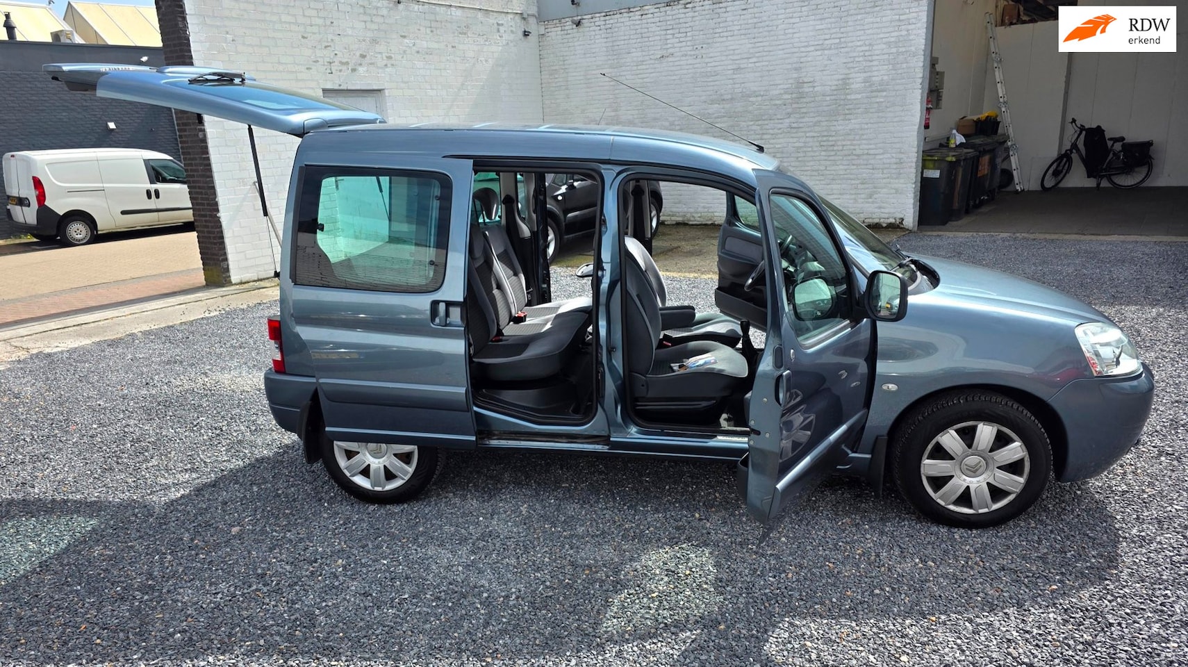 Citroën Berlingo - 1.6i 16V M.sp. CoolT 2x zijdeur en airco - AutoWereld.nl