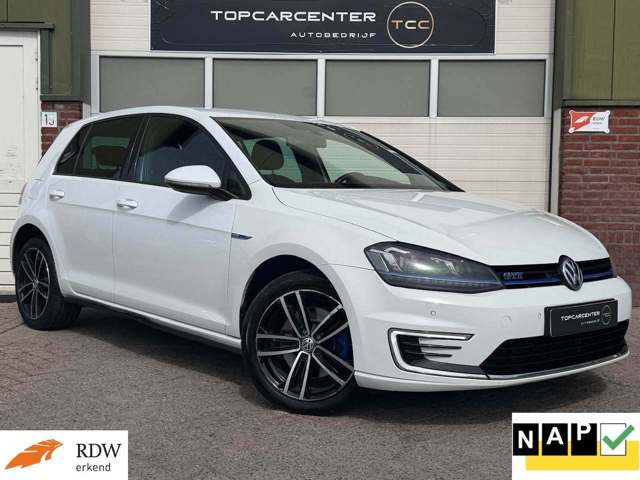 Volkswagen Golf - 1.4 TSI GTE/AIRCO/PARKS/NAVI/APK/NAP - AutoWereld.nl