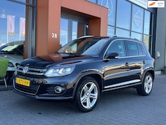 Volkswagen Tiguan - 1.4TSI R-design|Xenon|Trekhaak|PDC|Cruise