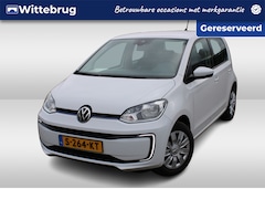 Volkswagen e-Up! - e-up / Camera / Volaut. airco / Parkeersensoren A / DAB