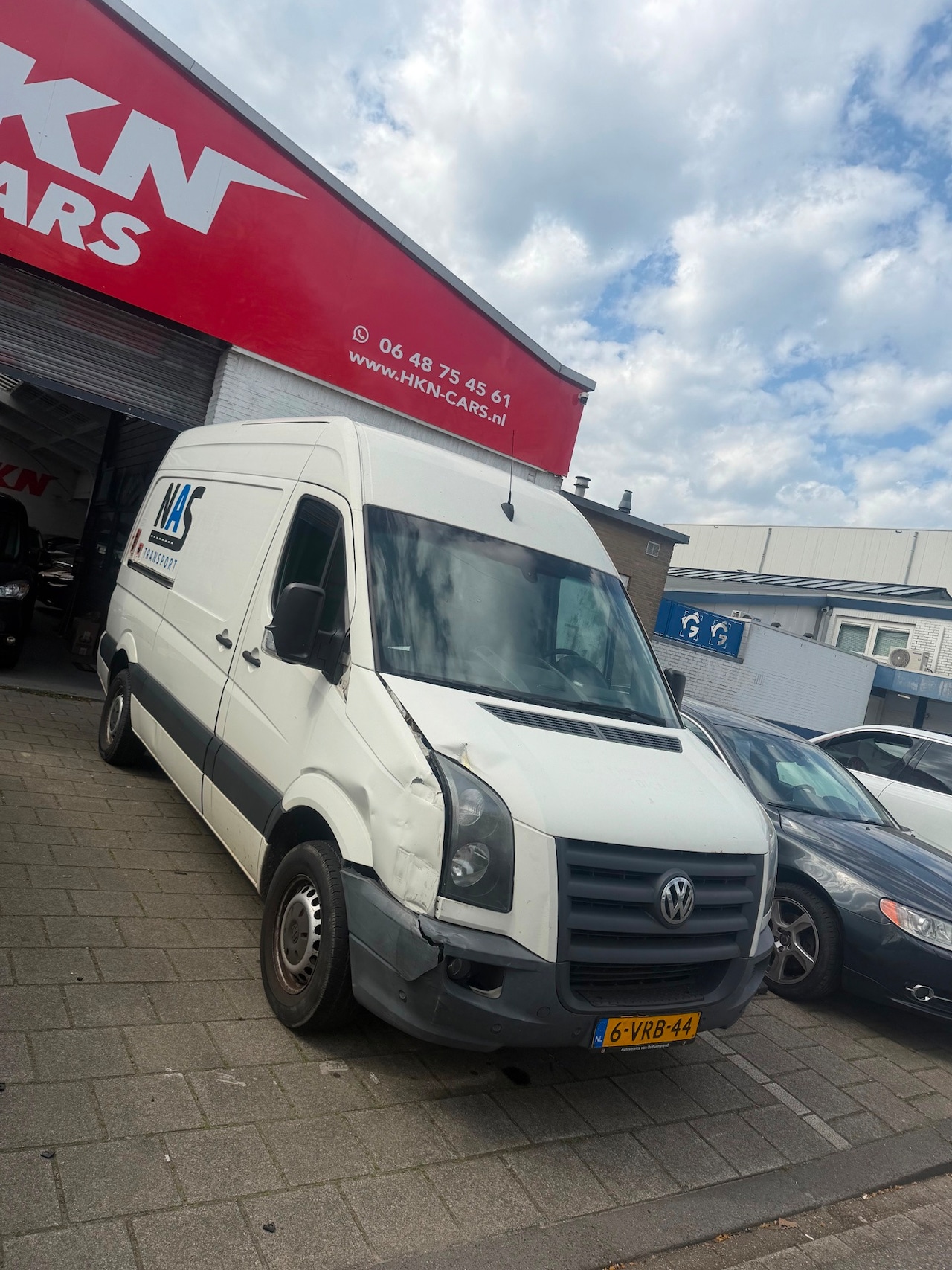 Volkswagen Crafter - 35 2.5 TDI L2H2 DC Trendline 35 2.5 TDI L2H2 DC Trendline - AutoWereld.nl