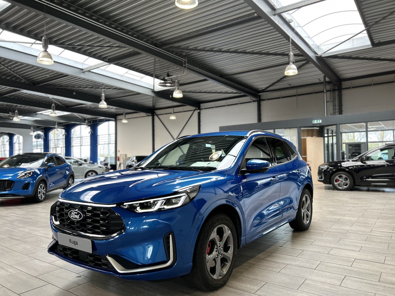 Ford Kuga - 2.5 PHEV 243 pk ST-Line X | Trekhaak I AGR stoelen | Matrix LED I Adapt Cruise I Winter Pa - AutoWereld.nl