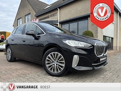 BMW 2-serie Active Tourer - 223i 204PK Automaat Trekhaak / Panoramadak / Leder