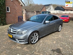 Mercedes-Benz C-klasse Coupé - 220 CDi met alle denkbare opties.nieuwstaat n.a.p