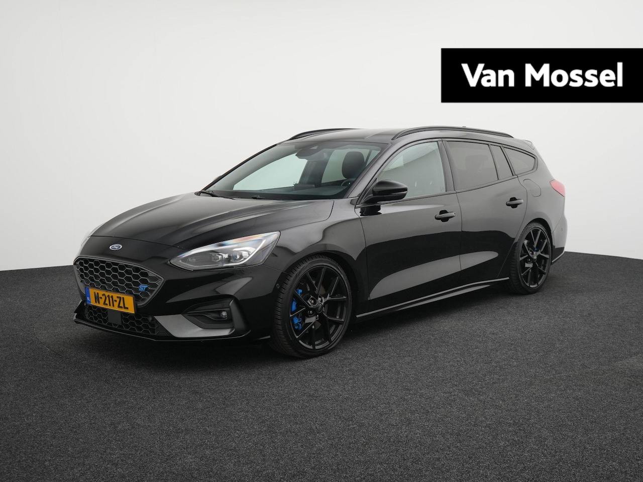 Ford Focus Wagon - 2.3 EcoBoost ST-3 2.3 EcoBoost ST-3 - AutoWereld.nl