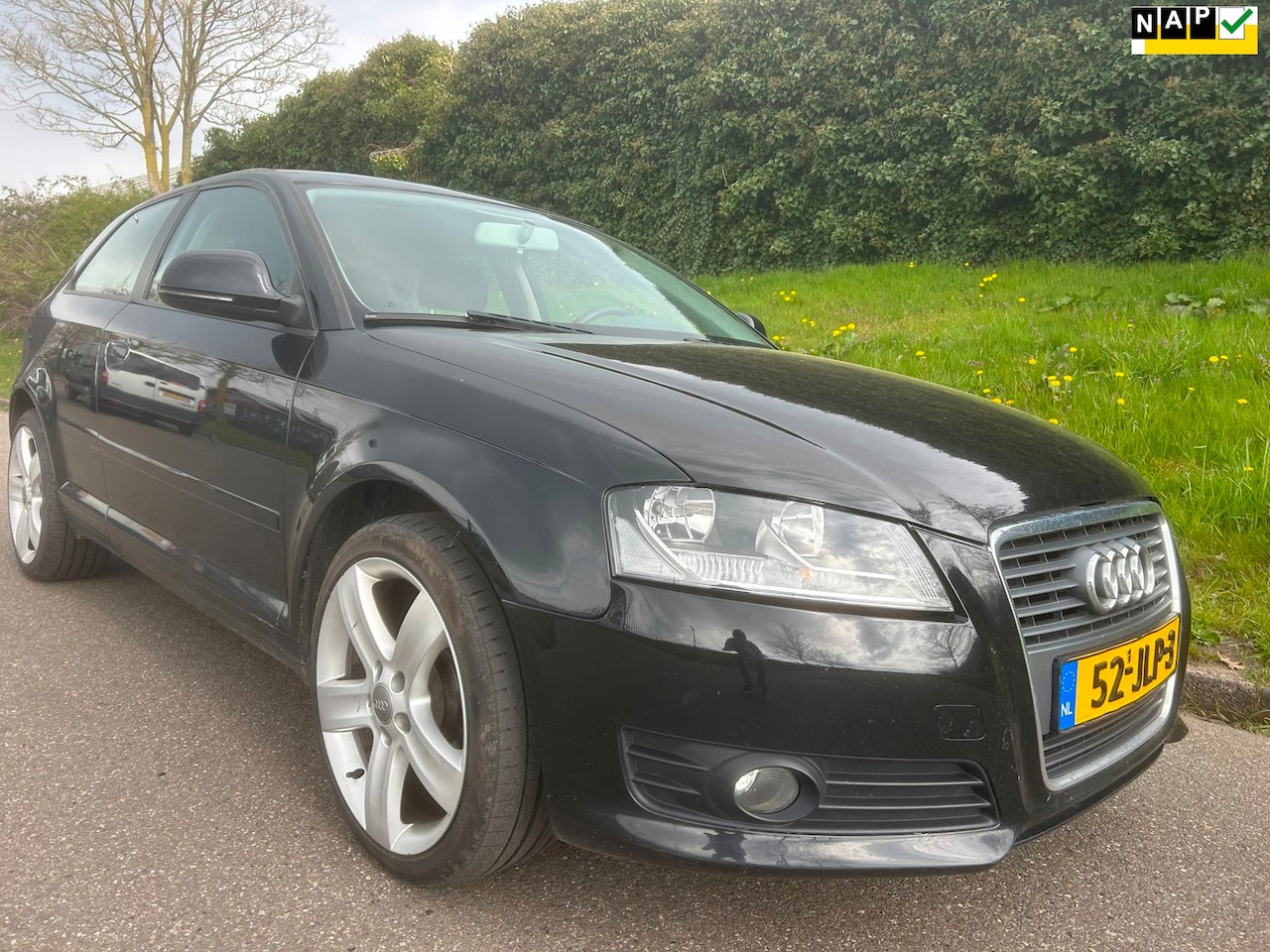 Audi A3 - 1.9 TDI Attraction Pro Line - Clima - Cruise - Navi - Lichtmetalen velgen - AutoWereld.nl