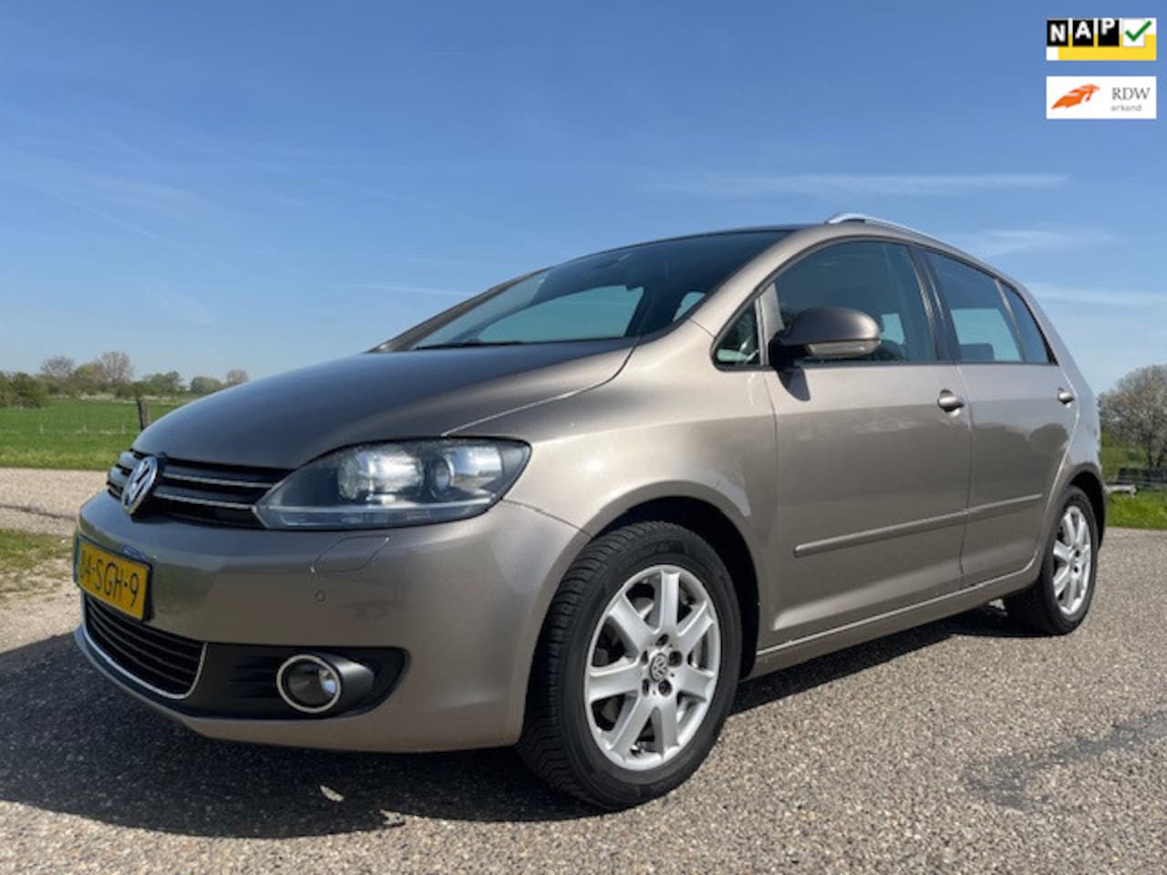 Volkswagen Golf Plus - 1.2 TSI Highline AUTOMAAT clima 255563 km nap bj 2011 - AutoWereld.nl