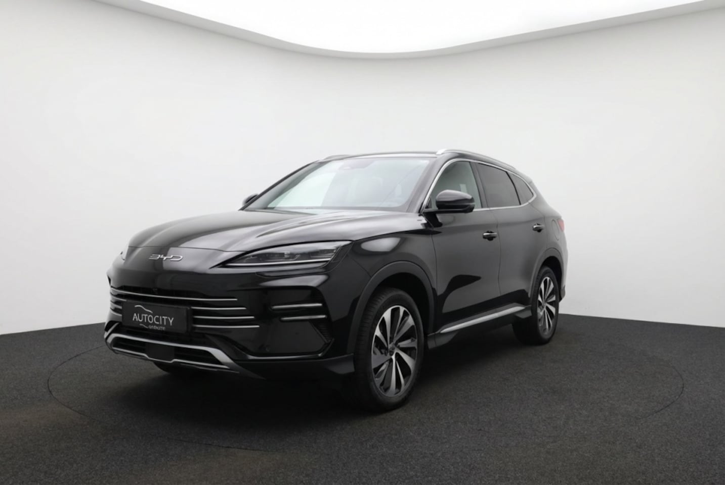 BYD Seal U - 1.5 DM-i FWD Boost Pano l 360 Camera l HUD l Leder l NIEUW! - AutoWereld.nl