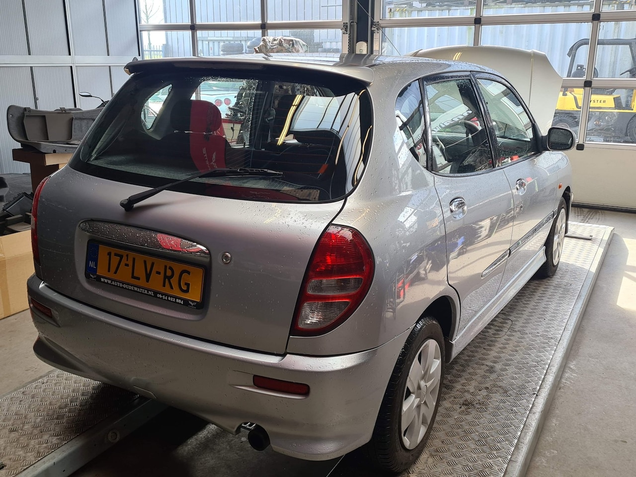 Daihatsu Sirion - 1.3-16V VTR Automaat / AIRCO / Stuurbekrachtiging ! - AutoWereld.nl