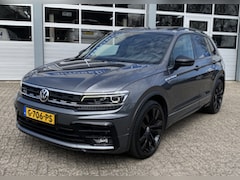 Volkswagen Tiguan - 1.5 TSI R-Line Pano/20inc/Carplay/Trekhaak/Camera/Stoelverw