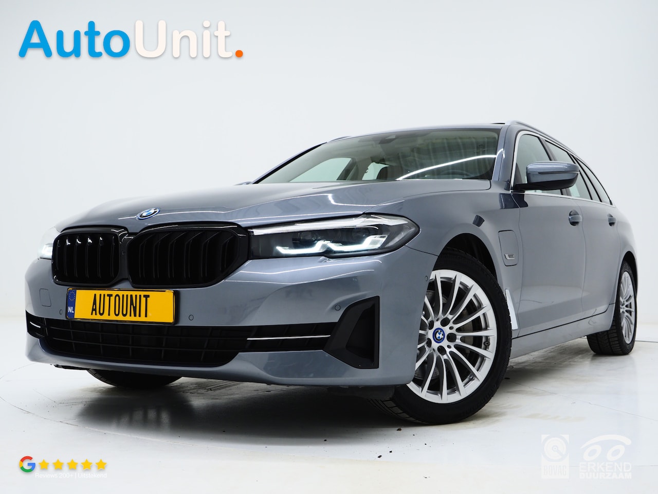BMW 5-serie Touring - 530e | Panoramadak | Trekhaak | Leder | Camera | Memory | Sfeerlicht | Carplay - AutoWereld.nl