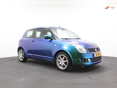 Suzuki Swift - 1.3 Exclusive | Automaat | Airco | Groot scherm | Kameleon gewrapt / wrap