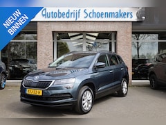 Skoda Karoq - 1.0 TSI Business Edition Plus TREKHAAK-ELEC. CAMERA STOELVERWARMING CARPLAY SFEERVERLICHTI