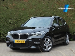 BMW X1 - sDrive20i High Executive Edition M Sport | Trekhaak | Camera