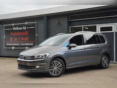Volkswagen Touran - 1.4 TSI | DSG | Highline | 1e EIGENAAR | LED | PANO | MASSAGE | ALCANTARA |