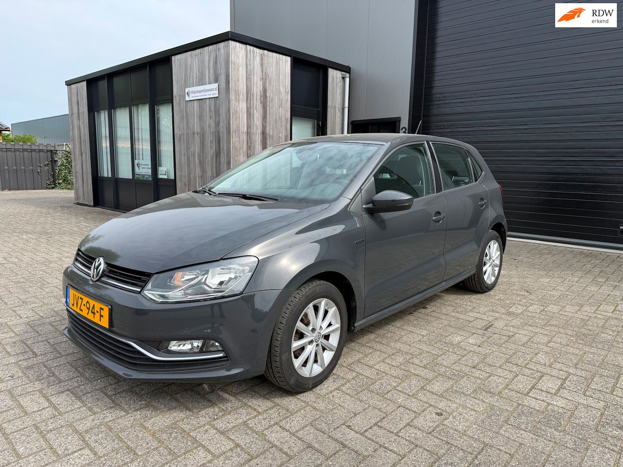 Volkswagen Polo - 1.2 TSI Lounge Edition 1E EIG |NWE APK|CRUISE CONTROL| PDC|AIRCO|CLIMA|NAVI|BLUETOOTH| - AutoWereld.nl
