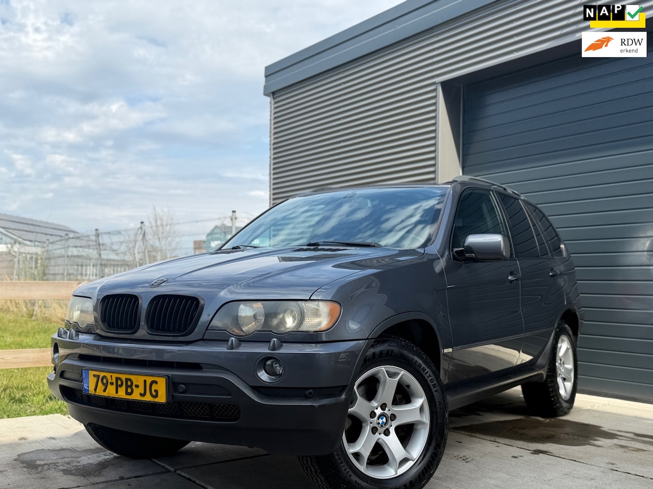BMW X5 - 3.0i Executive Xenon|Leder|Trekhaak|Youngtimer - AutoWereld.nl