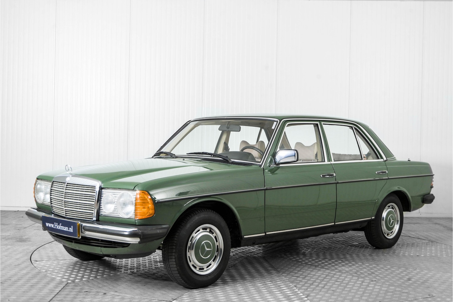 Mercedes-Benz 300-serie - 300D 5 cilinder W123 model 300 D 5 cyl. - AutoWereld.nl