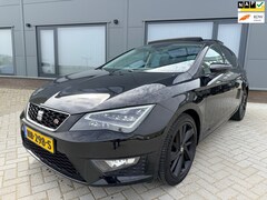 SEAT Leon - 1.8 TSI FR|Automaat|Panoramadak|DSG|1e Eigenaar|NAP|Black on Black