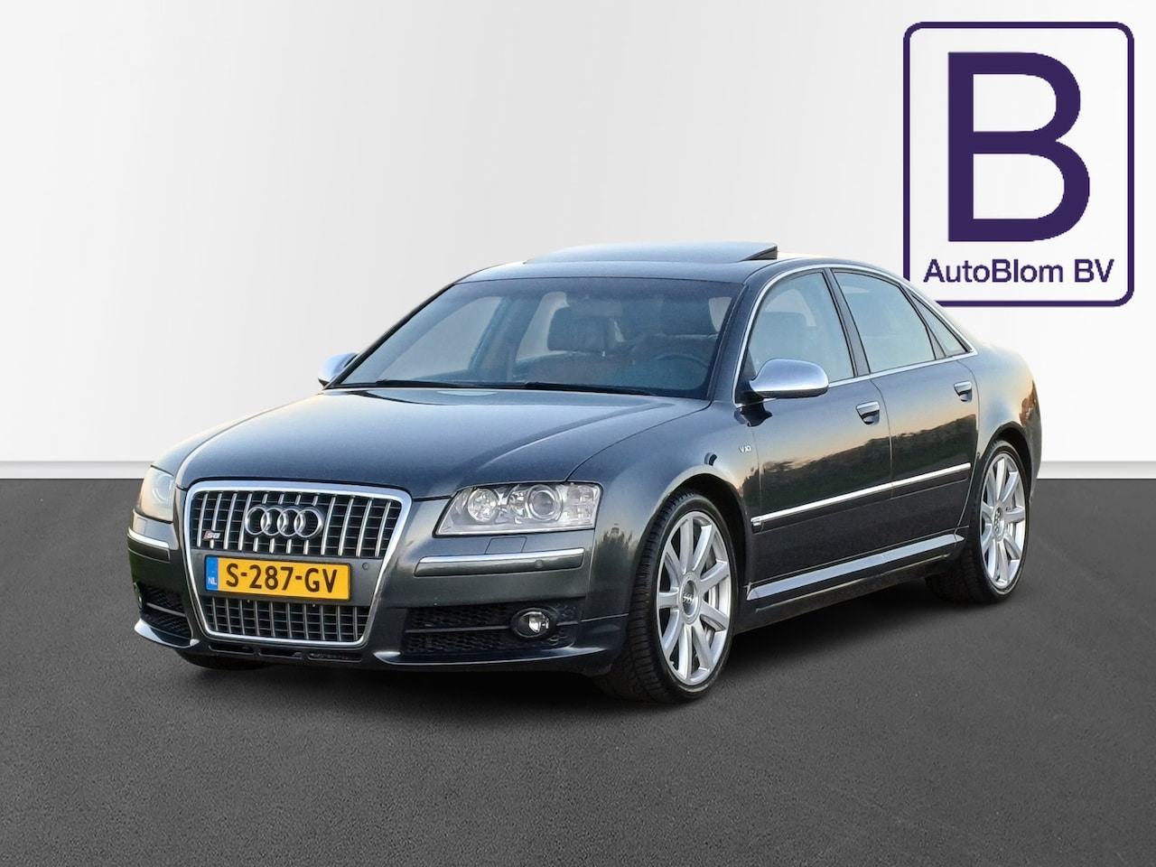 Audi A8 - 5.2 S8 /Schitterende auto!/Top onderhouden!/451 PK!/ - AutoWereld.nl