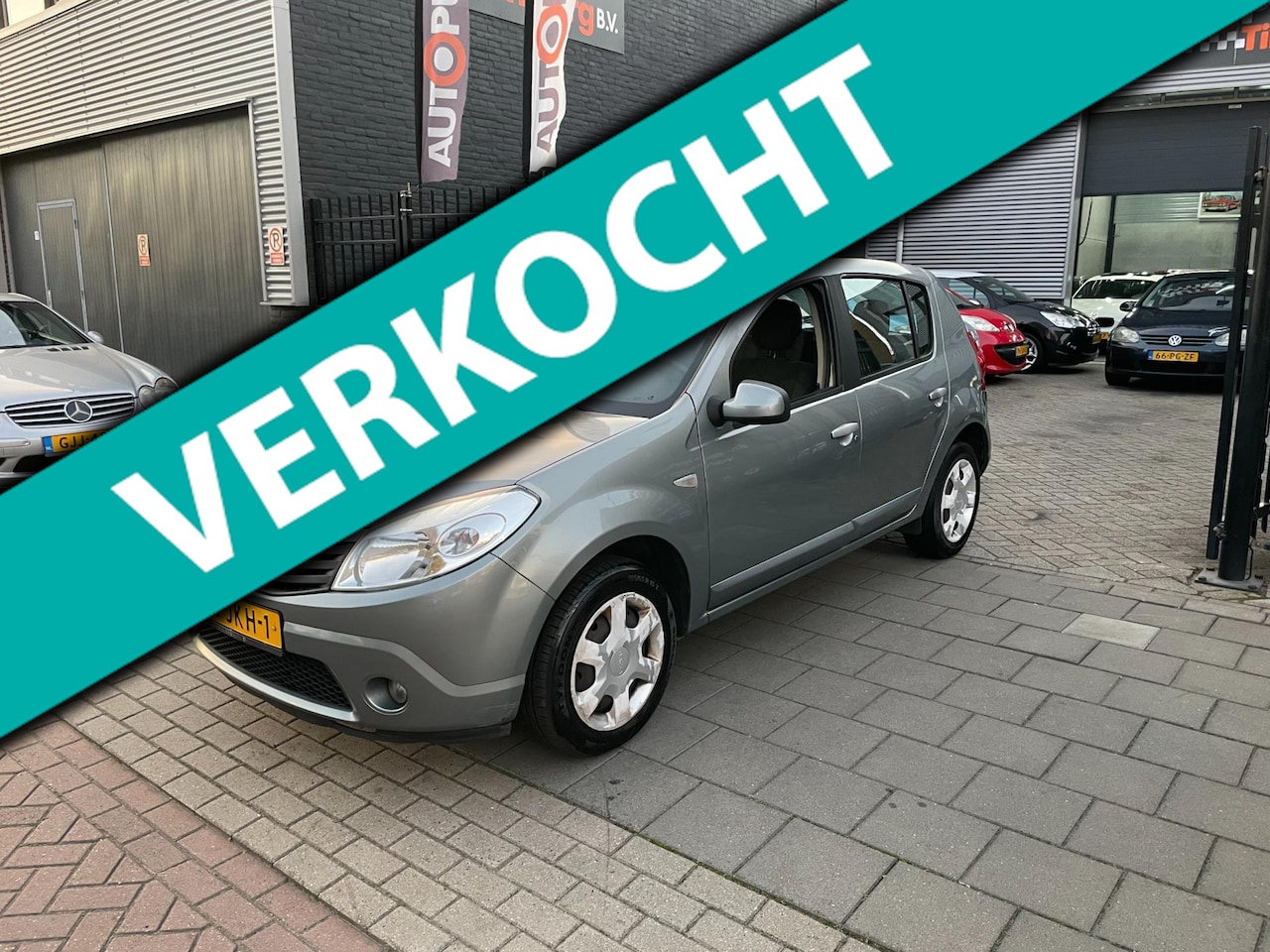 Dacia Sandero - 1.2 Lauréate 3e Eigenaar! Airco NAP APK 1 Jaar - AutoWereld.nl