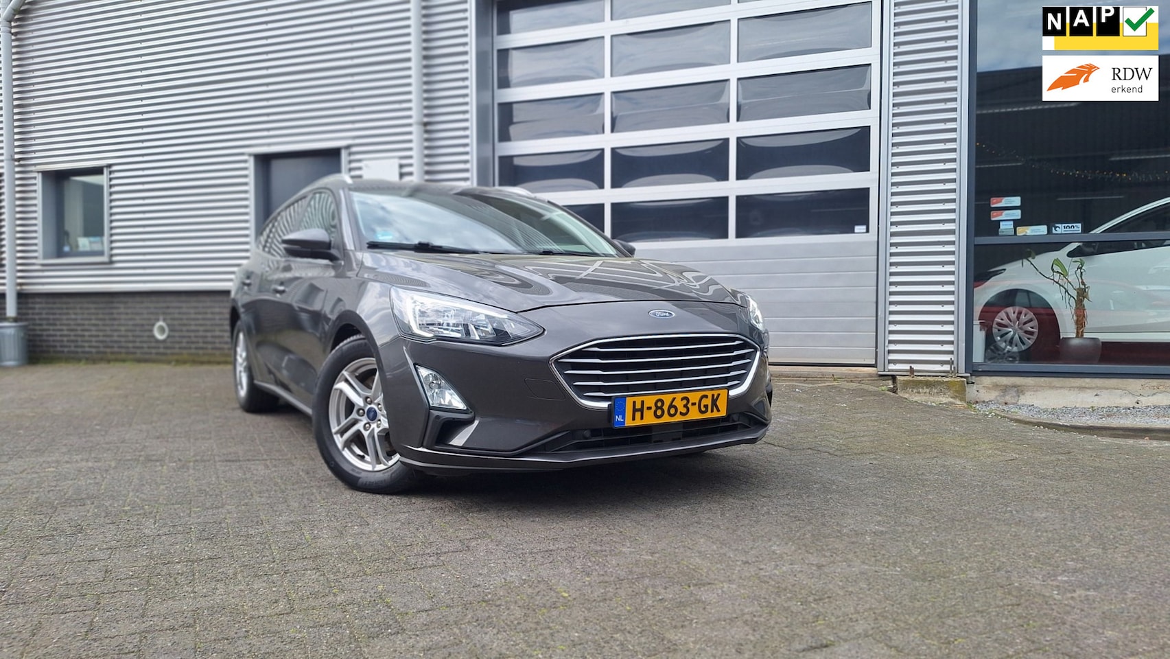 Ford Focus Wagon - 1.0 EcoBoost Trend Edition Business/Navigatie/Trekhaak/Led/Pdc/Enz - AutoWereld.nl