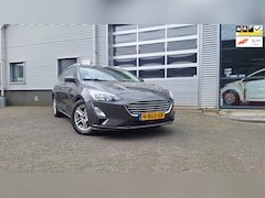 Ford Focus Wagon - 1.0 EcoBoost Trend Edition Business/Navigatie/Trekhaak/Led/Pdc/Enz