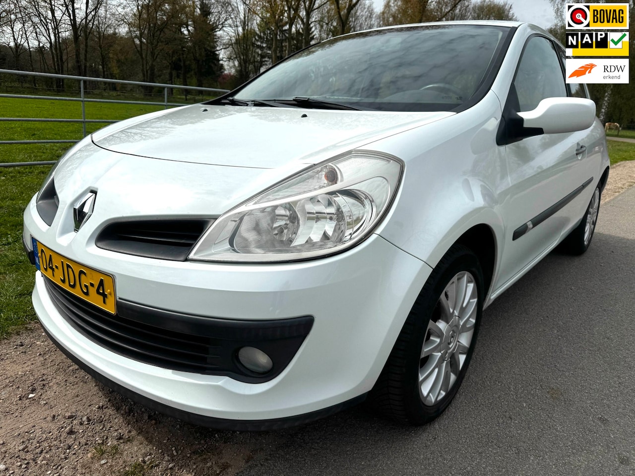 Renault Clio - 1.2-16V Collection airco|cruise control - AutoWereld.nl