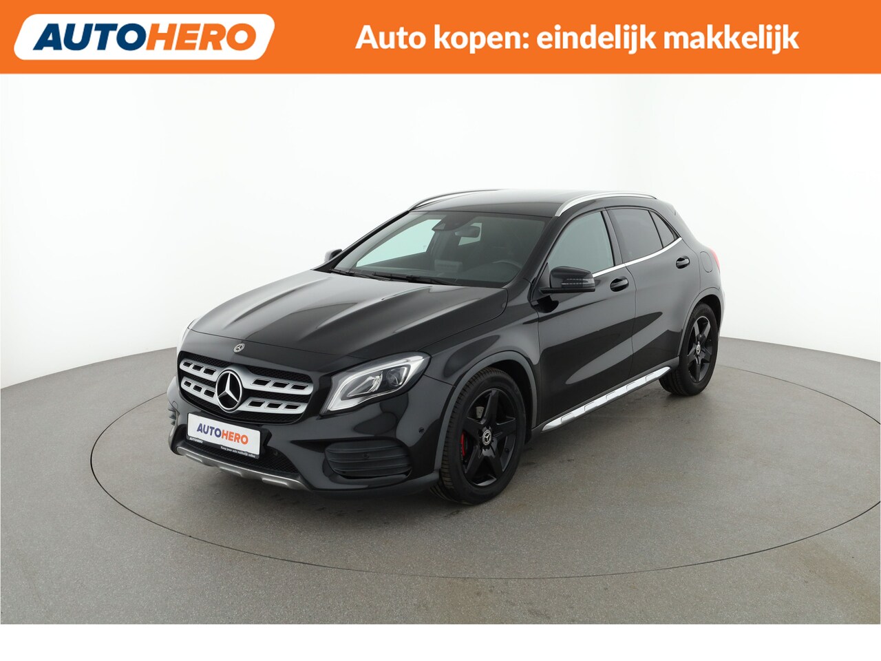 Mercedes-Benz GLA-Klasse - 180 Premium Plus |UE22186| - AutoWereld.nl