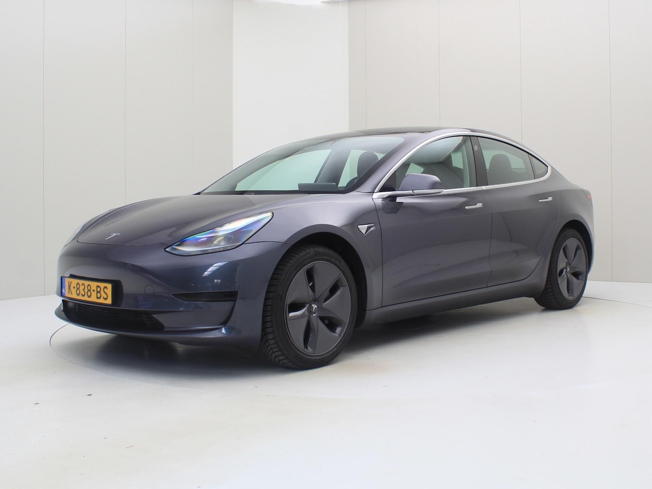 Tesla Model 3 - Standard RWD Plus [ LFP-ACCU+AUTOPILOT+60 kWh+PREMIUM AUDIO ] - AutoWereld.nl