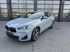 BMW X2 - sDrive 18i M-Sport Dealer onderhouden