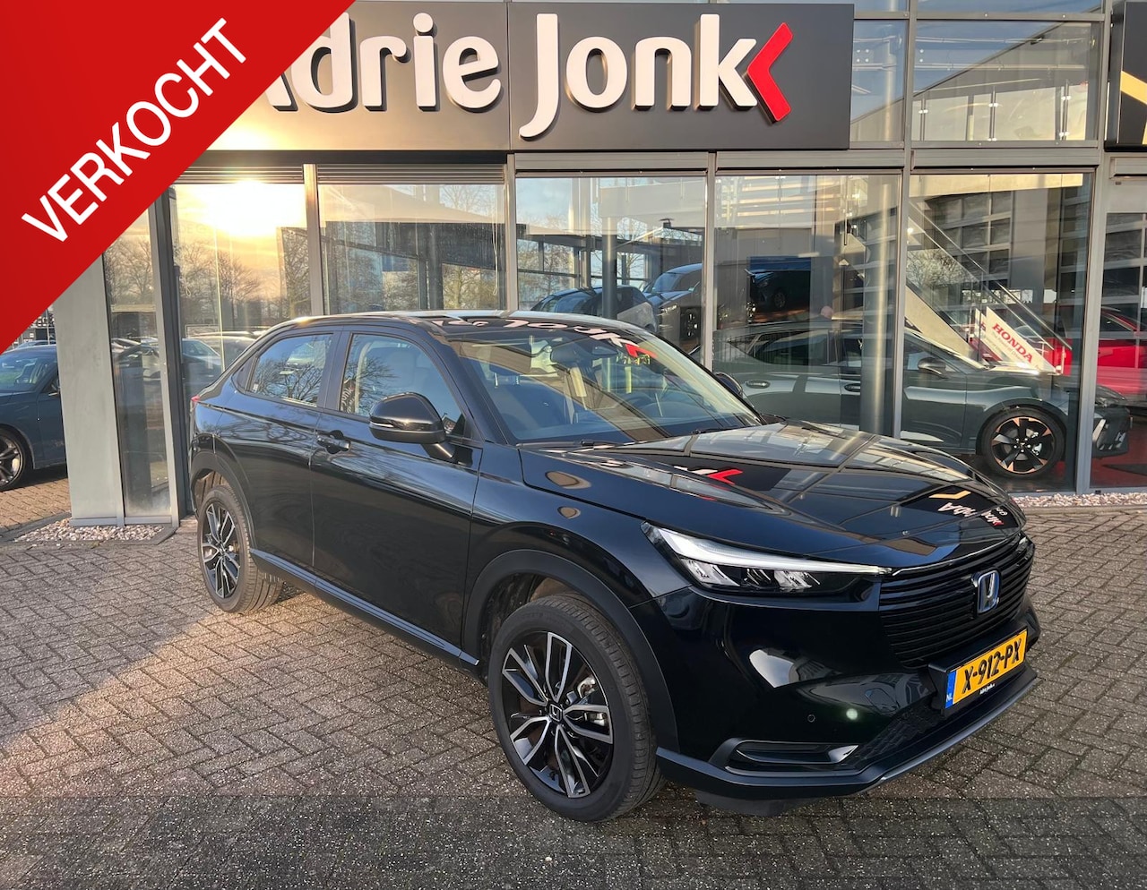 Honda HR-V - 1.5 e:HEV Elegance AUTOMAAT | HYBRIDE | NAVIGATIE | CAMERA | APPLE CARPLAY / ANDROID AUTO - AutoWereld.nl