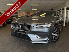 Volvo V60 - 2.0 T8 AWD Inscription Pano / Leder met verkoeling, verwarming en massage / Head Up / BLIS