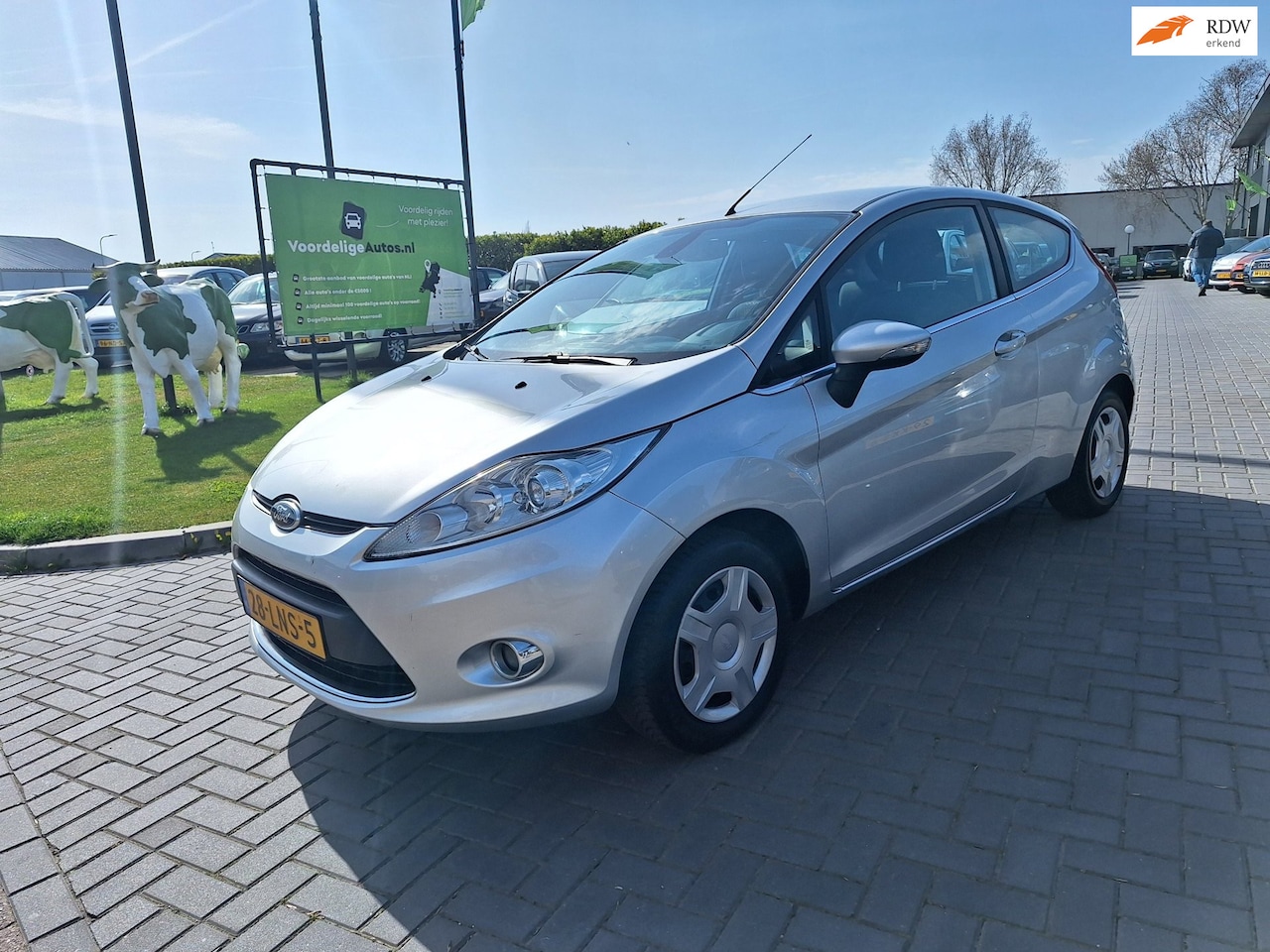 Ford Fiesta - 1.25 Titanium / Mooie auto / APK t/m april 2027 - AutoWereld.nl