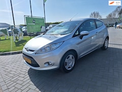 Ford Fiesta - 1.25 Titanium / Mooie auto / APK t/m april 2027