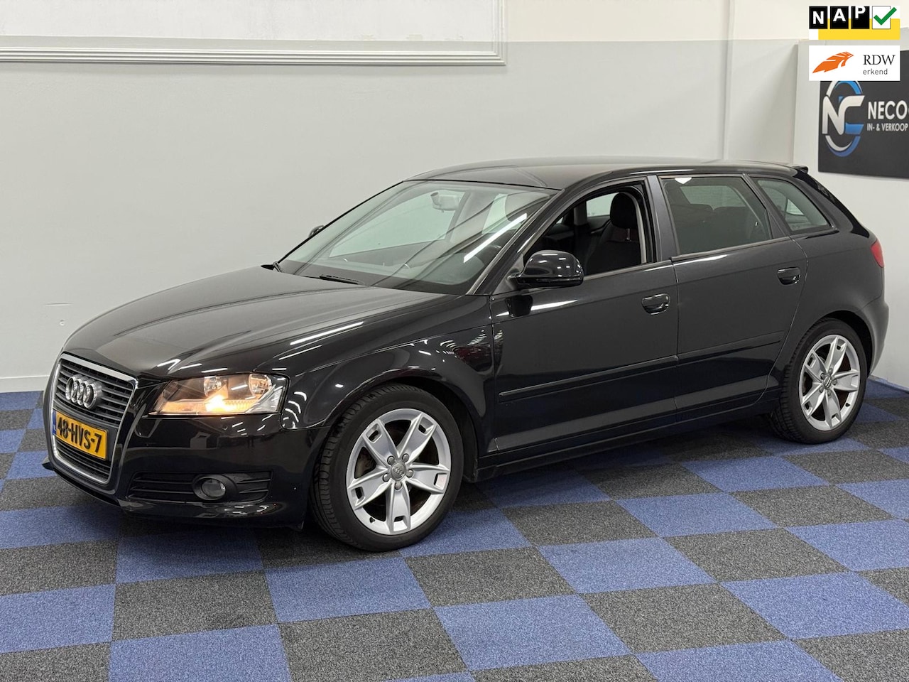 Audi A3 Sportback - 1.8 TFSI Ambition Business Edition / NAP / RIJDT SCHAKELT GOED - AutoWereld.nl